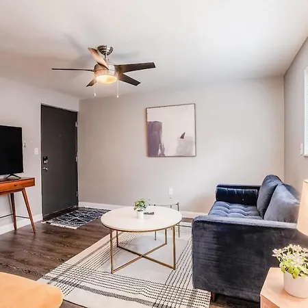 Cozy, Central 1B Apt Close To Uc Hospitals, Dt